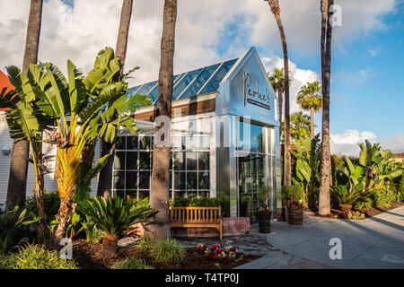 restaurant and cafes at Centennial Park Coronado - CALIFORNIA, USA - MARCH 18, 2019 Stock Photo