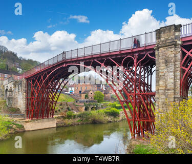 Ironbridge Gorge, UK. The historic 18th century Iron Bridge across the River Severn, Ironbridge, Coalbrookdale, Shropshire, England, UK Stock Photo