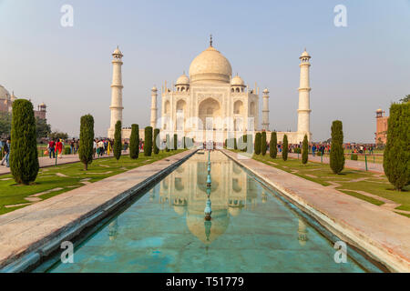 India, Uttar Pradesh, Agra, Taj Mahal (UNESCO World Heritage Site) Stock Photo