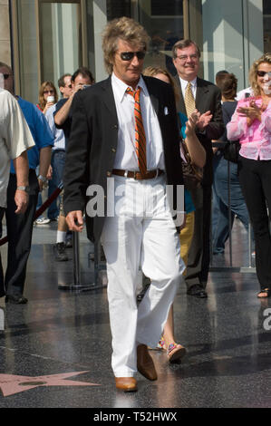 LOS ANGELES, CA. October 11, 2005: Pop star ROD STEWART on Hollywood Boulevard where he was honored with the 2,293rd star on the Hollywood Walk of Fame. © 2005 Paul Smith / Featureflash Stock Photo