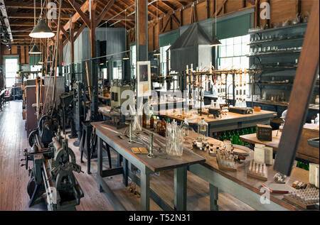 USA, Florida, Fort Myers, The Edison-Ford Winter Estates. Thomas Edison's working laboratory Stock Photo