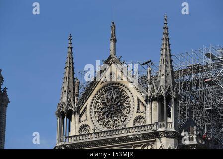 *** FRANCE OUT / STRICTLY NO SALES TO FRENCH MEDIA *** April 17, 2019 - Paris, France: Damages of Notre-Dame cathedral, two days after a fire made its spire and roof collapse. Stock Photo