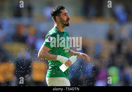 Wolverhampton, UK. 20th Apr, 2019. Beram Kayal of Brighton and Hove Albion soaks his head with water after the game Credit: Paul Roberts/OneUpTop/Alamy Live News