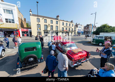 Classic car show on Marine Parade at Southend on Sea, Essex, seafront ...