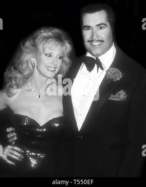 Morgan Fairchild Wayne Newton 1983 Photo By John Barrett/PHOTOlink Stock Photo