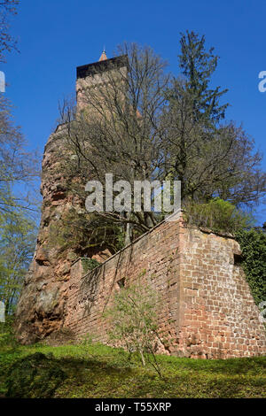 Burg Berwartstein, mittelalterliche Felsenburg und einzige bewohnte Burg in der Pfalz, Erlenbach bei Dahn, Wasgau, Rheinland-Pfalz, Deutschland | Berw Stock Photo