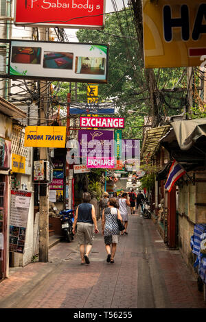 Thailand, Bangkok, Banglamphu, Soi Chana Songkhram, tourist businesses in alley leading to Ram Buttri and Khao San Road backpacker area