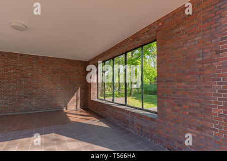 Krefeld - View to Garden-Windows at Museum House Esters, built  between 1928 und 1931 by Mies van der Rohe, North Rhine Westphalia, Germany, 20.04.201 Stock Photo