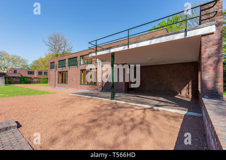 Krefeld - View to Garden at Museum House Esters, built  between 1928 und 1931 by Mies van der Rohe, North Rhine Westphalia, Germany, 20.04.2019 Stock Photo