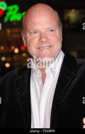 LOS ANGELES, CA. February 02, 2006: REX LINN at the world premiere of Firewall at the Grauman's Chinese Theatre, Hollywood. © 2006 Paul Smith / Featureflash Stock Photo