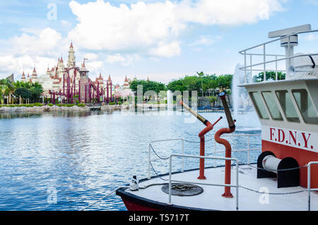 FDNY Yacht Closeup in waters with Castle in background Stock Photo