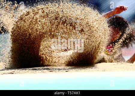 Kobe, Japan. 21st Apr, 2019. The Ambiance shot Athletics : The 67th Hyogo Relay Carnival, Women's Long Jump at Kobe Universiade Memorial Stadium in Kobe, Japan . Credit: Naoki Nishimura/AFLO SPORT/Alamy Live News Stock Photo