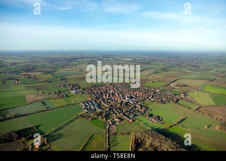 Aerial view, overview of Walstedde district between fields and meadows, agricultural land, Drensteinfurt, Munsterland, North Rhine-Westphalia Stock Photo