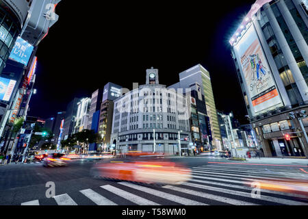 Ginza crossing at night! 夜の銀座交差点！ Ginza crossing tokyo night hi-res stock photography and