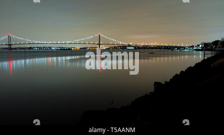 Night at the Whitestone Bridge on the East River as seen from the Bronx, NY Stock Photo