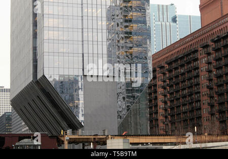 150 n Riverside, a new building in downtown Chicago, Illinois, over the Chicago River Stock Photo