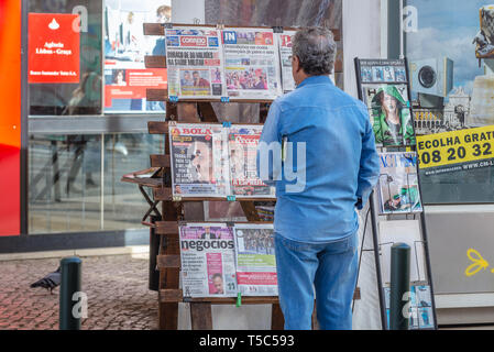 News stand in Graca neighbourhoods of Lisbon, Portugal Stock Photo