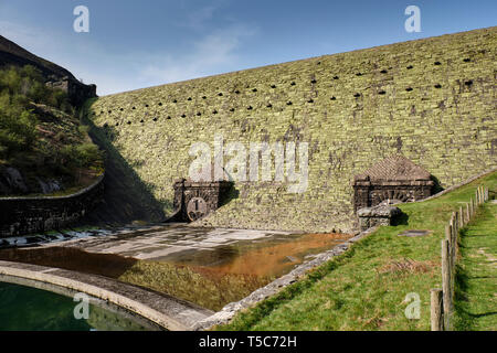 Caban Coch dam at Elan Valley, Powys, Wales Stock Photo