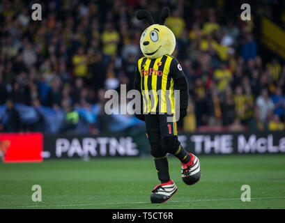 Watford, UK. 23rd Apr, 2019. Harry the Hornet (Watford Mascot) during the Premier League match between Watford and Southampton at Vicarage Road, Watford, England on 23 April 2019. Photo by Andy Rowland. Editorial use only, license required for commercial use. No use in betting, games or a single club/league/player publications.Õ Credit: PRiME Media Images/Alamy Live News Stock Photo