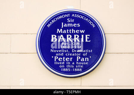 London, England, UK. Commemorative Blue Plaque: Sir James M. Barrie 1860-1937 novelist and dramatist lived here (J M Barrie, author of Peter Pan)  Ber Stock Photo