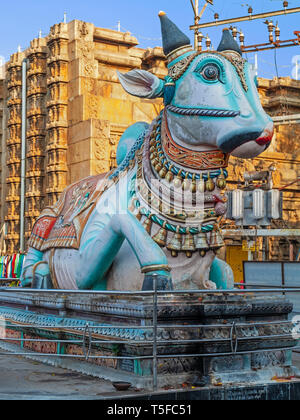 Statue of the mythical bull known as Nandi in Hindu culture in the centre of Madurai in Tamil Nadu state, India Stock Photo