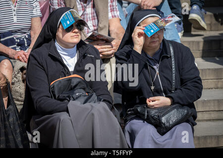 The Passion of Jesus play by the Wintershall Charitable Trust in Trafalgar Square on Good Friday, London, UK Stock Photo