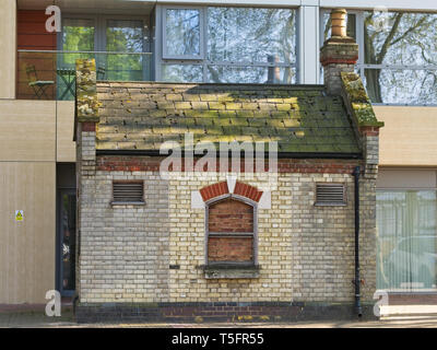 The yard office, erected in 1920 and now disused, is still in situ on the corner of Sweden Gate and Rope Street. Stock Photo