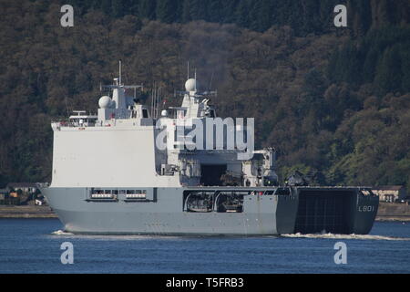 The amphibious transport ship Hr.Ms. Rotterdam (1998-) lays on a ...