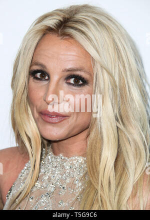 (FILE) 24th Apr 2019. Britney Spears responds to #FreeBritney conspiracy: 'All is well'. HOLLYWOOD, LOS ANGELES, CALIFORNIA, USA - FEBRUARY 25: Singer Britney Spears arrives at the 4th Annual Hollywood Beauty Awards held at Avalon Hollywood on February 25, 2018 in Hollywood, Los Angeles, California, United States. (Photo by Xavier Collin/Image Press Agency) Credit: Image Press Agency/Alamy Live News Credit: Image Press Agency/Alamy Live News Stock Photo