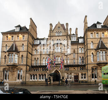 Oxford, United Kingdom - Mar 4, 2017: Macdonald Randolph Hotel in central Oxford Beaumont Street, at the corner with Magdalen Street, opposite the Ashmolean Museum and close to the Oxford Playhouse. The hotel's architecture is Victorian Gothic in style. Stock Photo