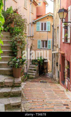 France, Alpes Maritimes, Roquebrune Cap Martin, street in the old village // France, Alpes-Maritimes (06), Roquebrune-Cap-Martin, ruelle dans le vieux Stock Photo