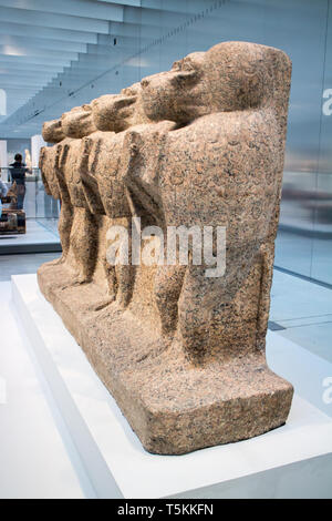 Le Louvre Lens : High relief carving figuring baboons (Luxor,13rd century BC) Stock Photo