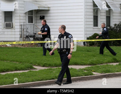 Bettendorf, Iowa, USA. 25th Apr, 2019. A Medic Ambulance Transports A ...