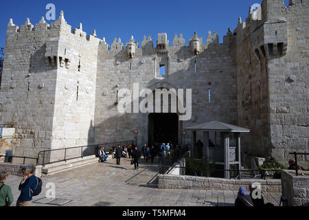 JERUSALEM OLD CITY WALLS JERUSALEM RAMPARTS AND OLD GATES