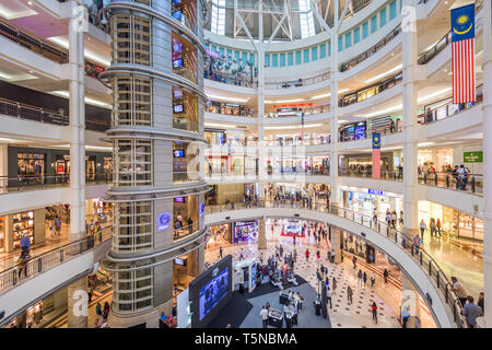 KUALA LUMPUR, MALAYSIA - SEPTEMBER 16, 2015: Suria KLCC Mall in Kuala Lumpur. Opened in May 1998, the shopping mall was conceived as part of the Petro Stock Photo