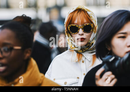 Paris, France - March 02, 2019: Street style outfit -   after a fashion show during Paris Fashion Week - PFWFW19 Stock Photo