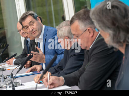 Munich, Germany. 26th Apr, 2019. Markus Söder (CSU), Minister President of Bavaria, takes part in the press conference at the closing event of the Round Table Biodiversity in the Bavarian State Chancellery. Credit: Peter Kneffel/dpa/Alamy Live News Stock Photo