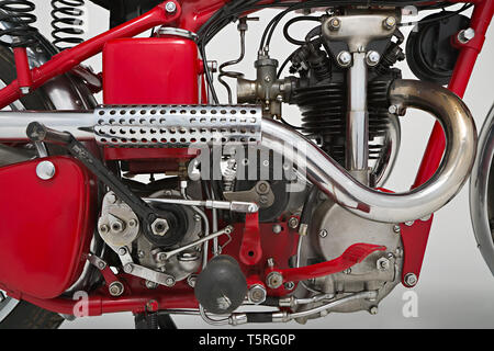 Moto d'epoca Ganna 250 cc. Motore.  Marca: Ganna modello: 250cc nazione: Italia - Varese anno: 1935 condizioni: restaurata cilindrata:  Stock Photo
