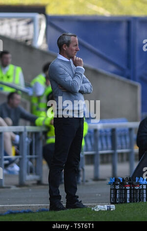 19th April 2019, Kassam Stadium, Oxford England; Sky Bet League One, Oxford United vs Charlton Athletic ;Lee Bowyer manager of charlton   Credit: Phil Westlake/News Images  English Football League images are subject to DataCo Licence Stock Photo