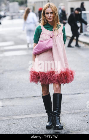 Paris, France - March 5, 2019: Street style outfit -  Blanca Miro before a fashion show during Paris Fashion Week - PFWFW19 Stock Photo