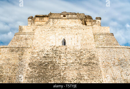Piramide del adivino or the Pyramid of the Magician at Uxmal in Mexico Stock Photo