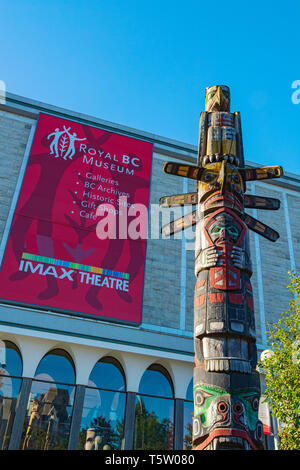 Canada, British Columbia, Victoria, Royal BC Museum, totem pole Stock Photo