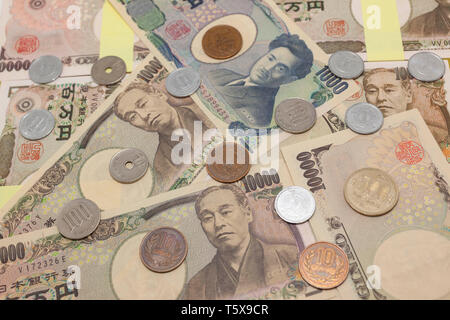 Japanese Money Yen Coins And Bills Tokyo Japan Europe Stock Photo Alamy