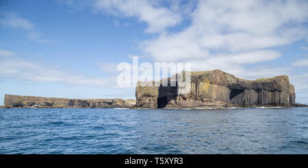 Basalt columns at Fingal's Cave on the island of Staffa in the Inner Hebrides, Argyll and Bute, Scotland, UK Stock Photo