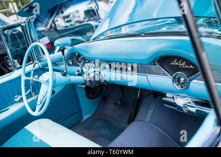 Vintage dashboard of an American classic Chevrolet Bel Air Stock Photo