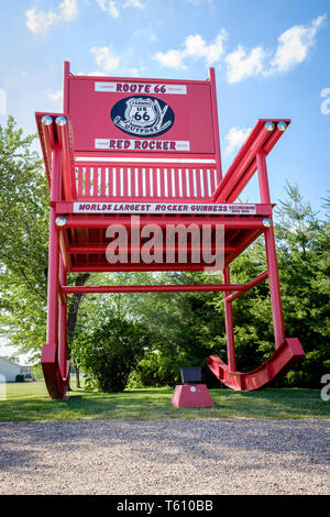 U.S.A. Missouri, Route 66, Fanning, the giant Rocking Chair of the ...