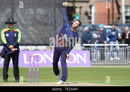 Lancashire, UK. 28th Apr, 2019. Glenn Maxwell bowling during the Royal London One-Day Cup match between Lancashire v Leicestershire Foxes at the Emirates Old Trafford Cricket Ground, Manchester, England on 28 April 2019. Photo by John Mallett.  Editorial use only, license required for commercial use. No use in betting, games or a single club/league/player publications. Credit: UK Sports Pics Ltd/Alamy Live News Stock Photo