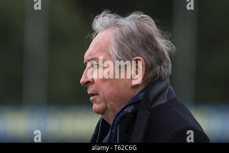 Kingston, UK. 28th Apr, 2019. Gérard Houllier during the UEFA Women's Champions League semi-final 2nd leg match between Chelsea Women and Olympique Lyonnais Feminin at the Cherry Red Records Stadium, Kingston, England on 28 April 2019. Photo by Andy Rowland. Credit: PRiME Media Images/Alamy Live News Stock Photo