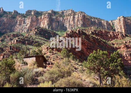 Three Mile Resthouse on the Bright Angel Trail at Grand Canyon National Park, Arizona, USA Stock Photo