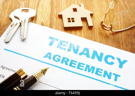 Tenancy agreement for rental lease and keys. Stock Photo